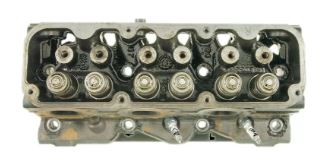 Cabeza de cilindro después de la limpieza.